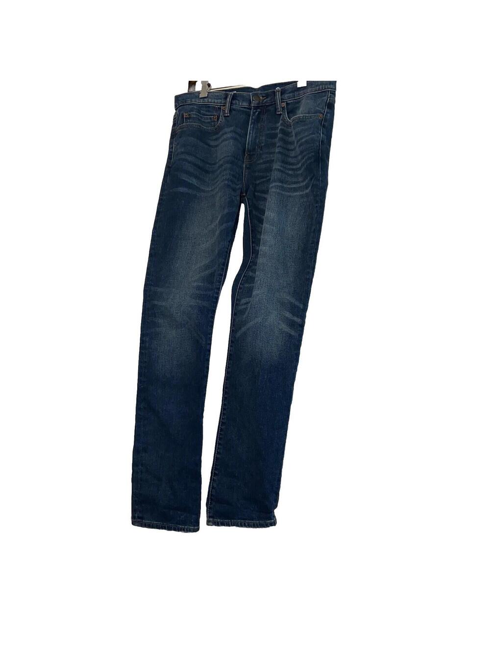 Gap 1969 skinny men’s jeans Med Blue 32/32 (Measures 34 Waist ) See Photos.